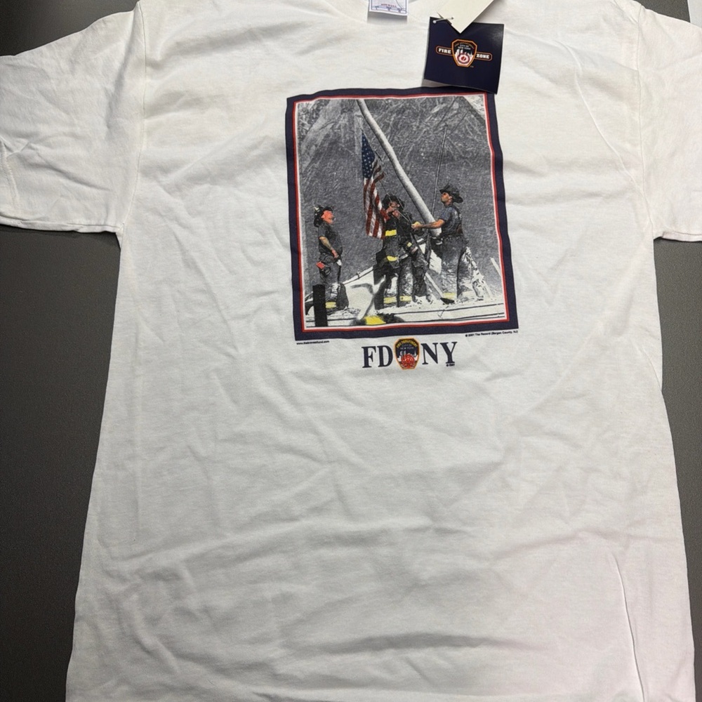 Vintage White Fire Department Graphic Tee Shirt Men's Size Large